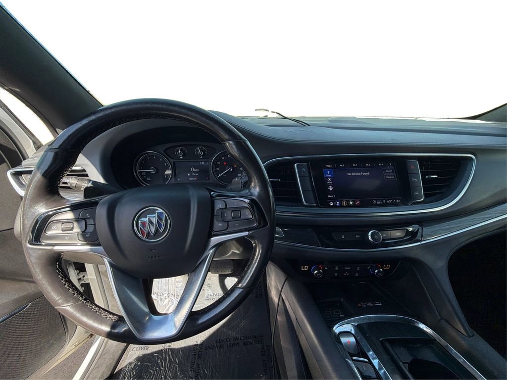 Used 2023 Buick Enclave Essence image 26