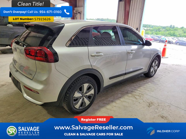 Used 2017 Kia Niro FE FWD image 4
