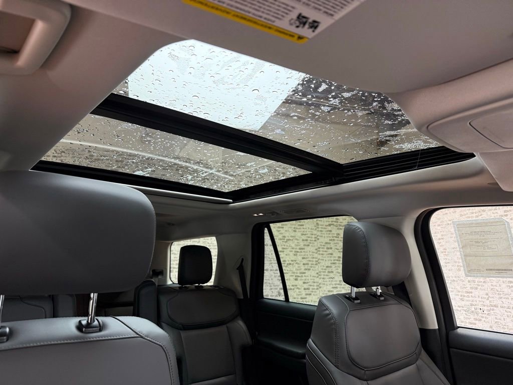 New 2026 Ford Expedition Active RWD image 13