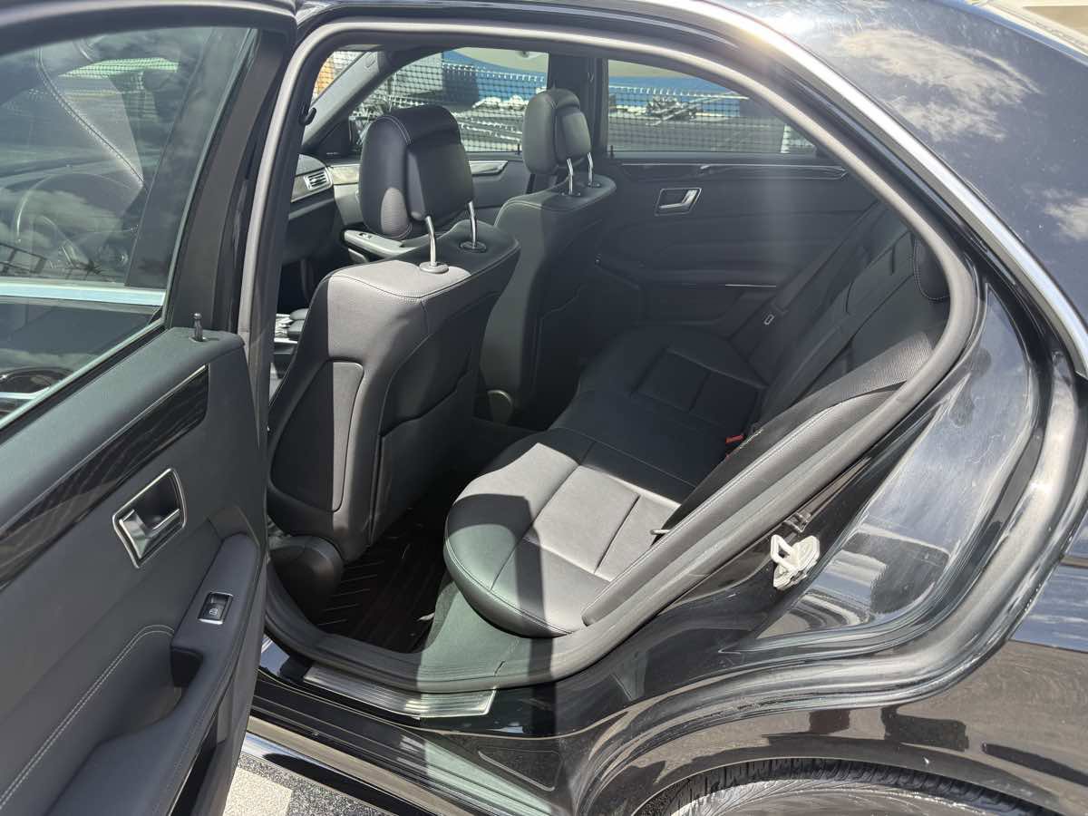 Used 2015 Mercedes-Benz E 350 4MATIC Sedan image 14
