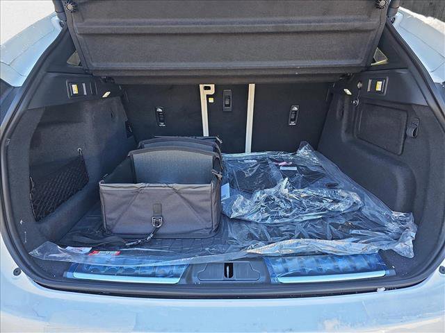 New 2025 Jaguar F-PACE R-Dynamic S image 12