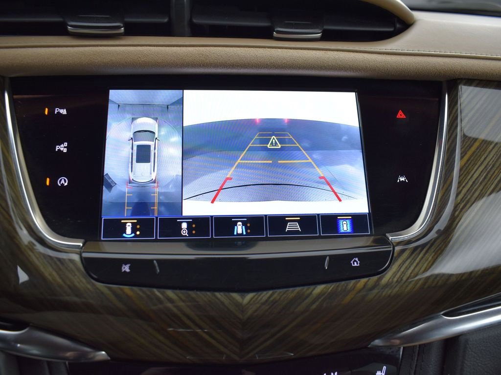 Used 2022 Cadillac XT6 Sport w/ Platinum Package image 17