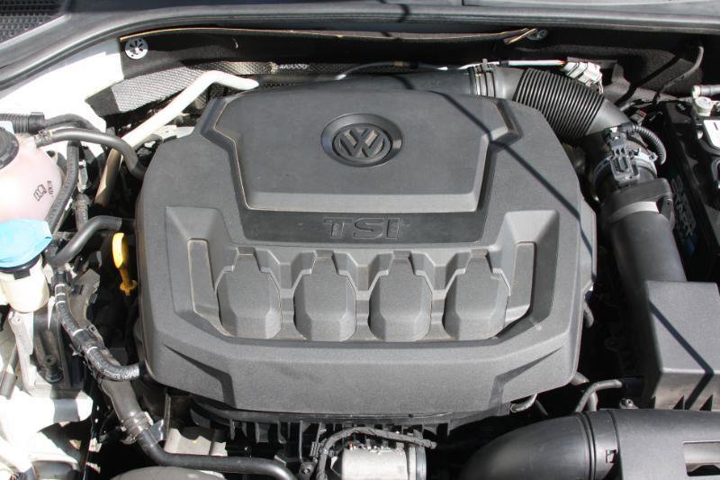 Used 2020 Volkswagen Passat 2.0T SE image 15