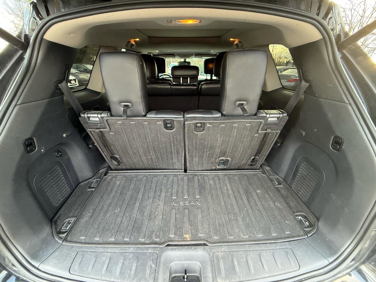 Used 2015 Nissan Pathfinder Platinum w/ Family Entertainment Package AWD/4WD image 35