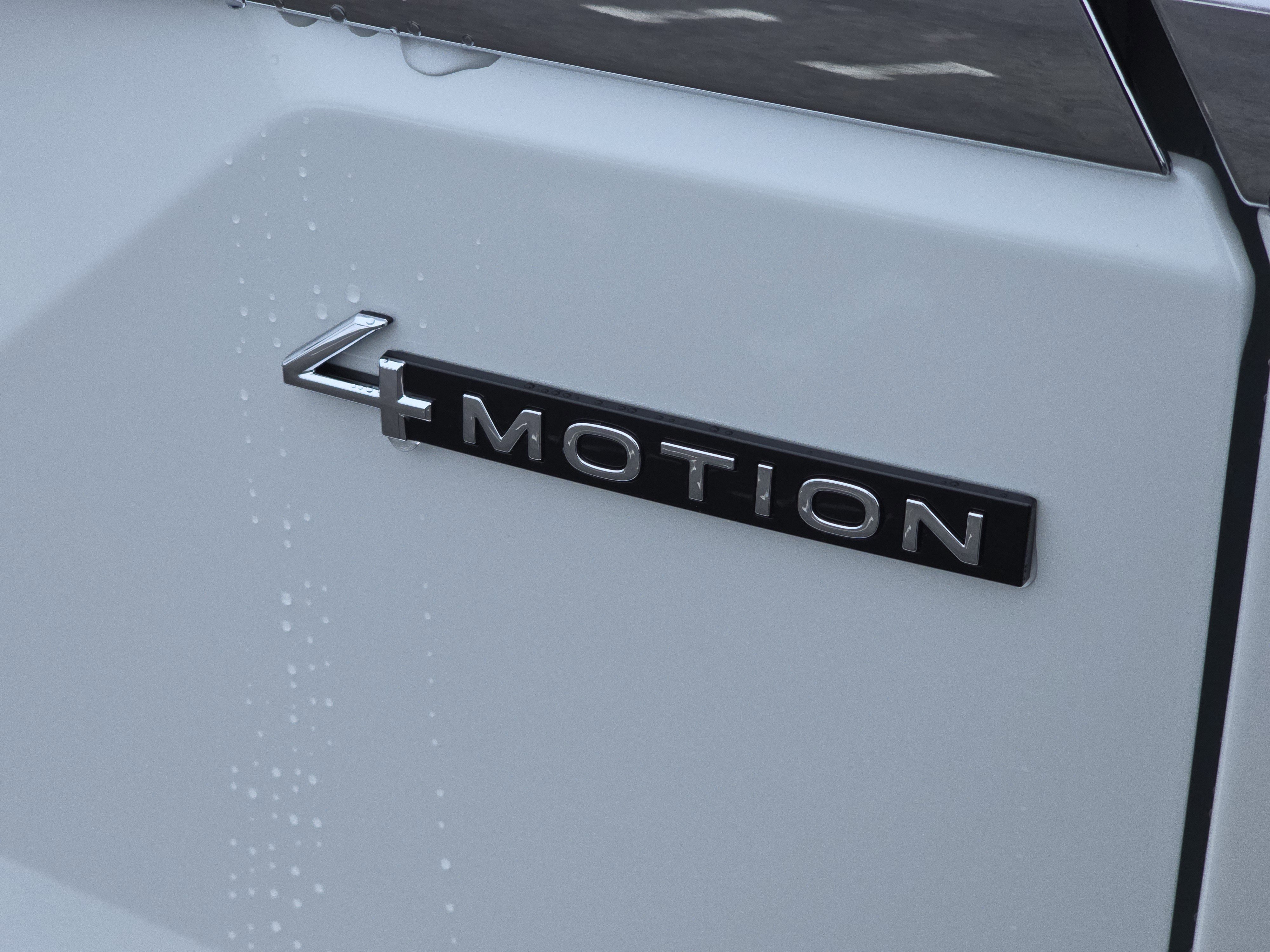 New 2026 Volkswagen Atlas SE image 15