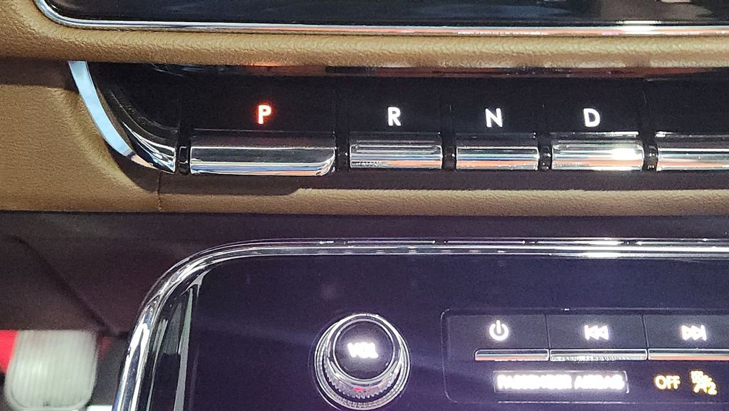 Used 2024 Lincoln Navigator Reserve w/ Equipment Group 201A image 24