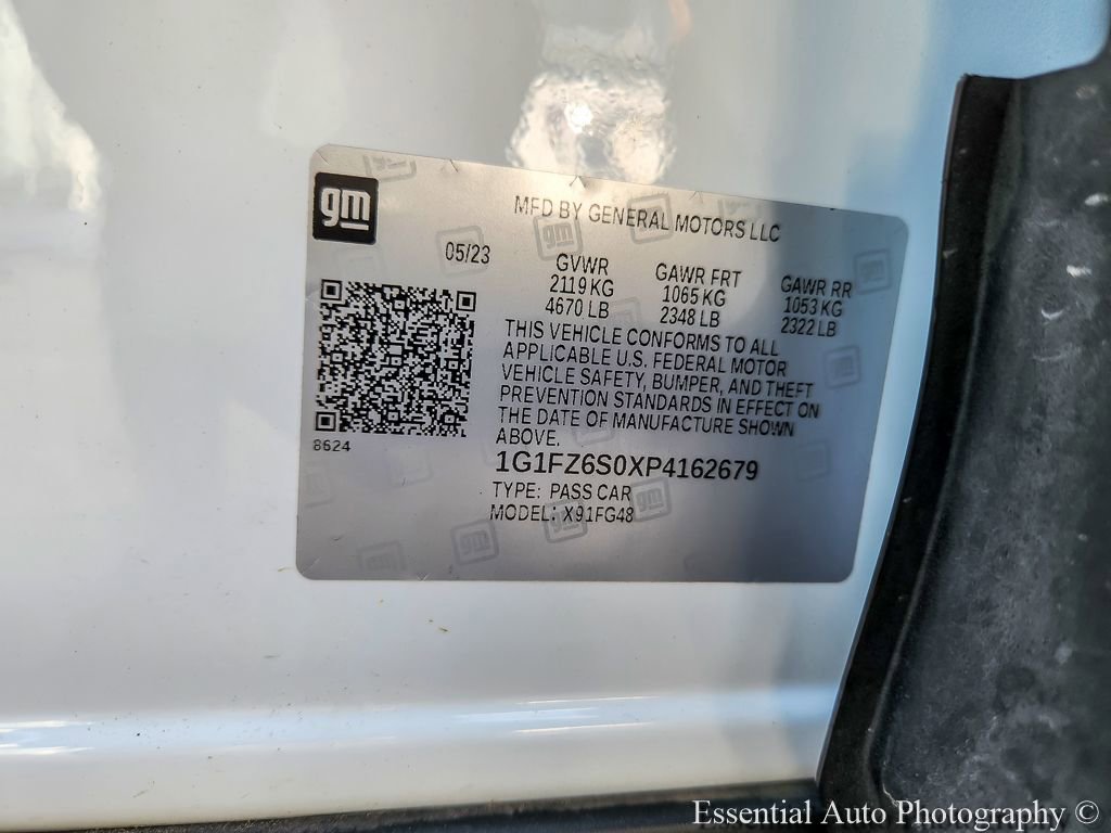 Certified 2023 Chevrolet Bolt EUV Premier w/ Sun & Sound Package FWD image 22