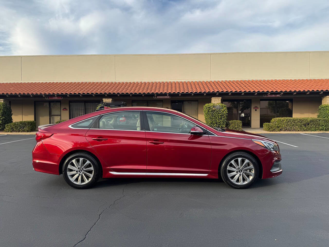 Used 2016 Hyundai Sonata Sport image 7