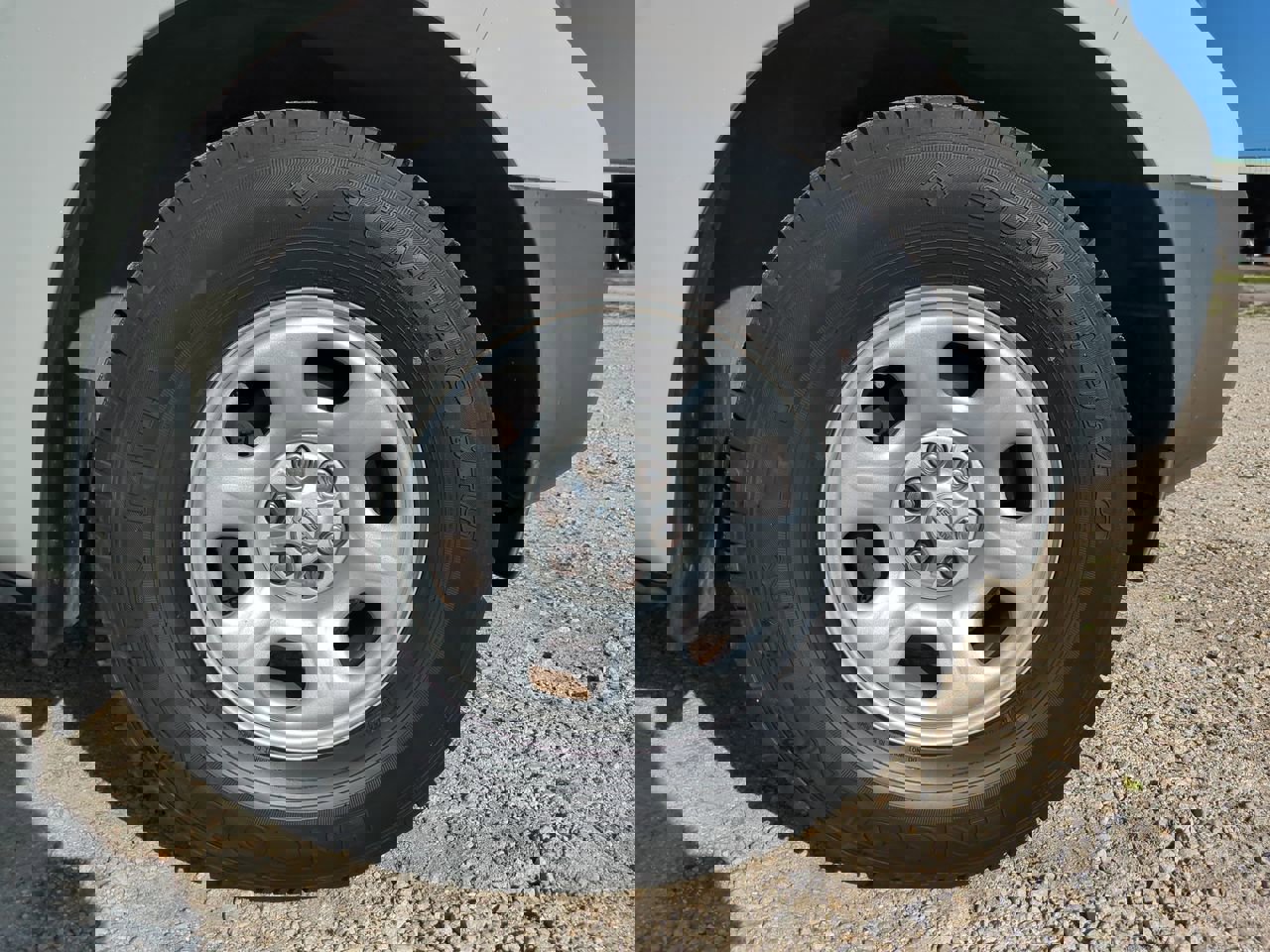 Used 2016 Nissan Frontier S image 11