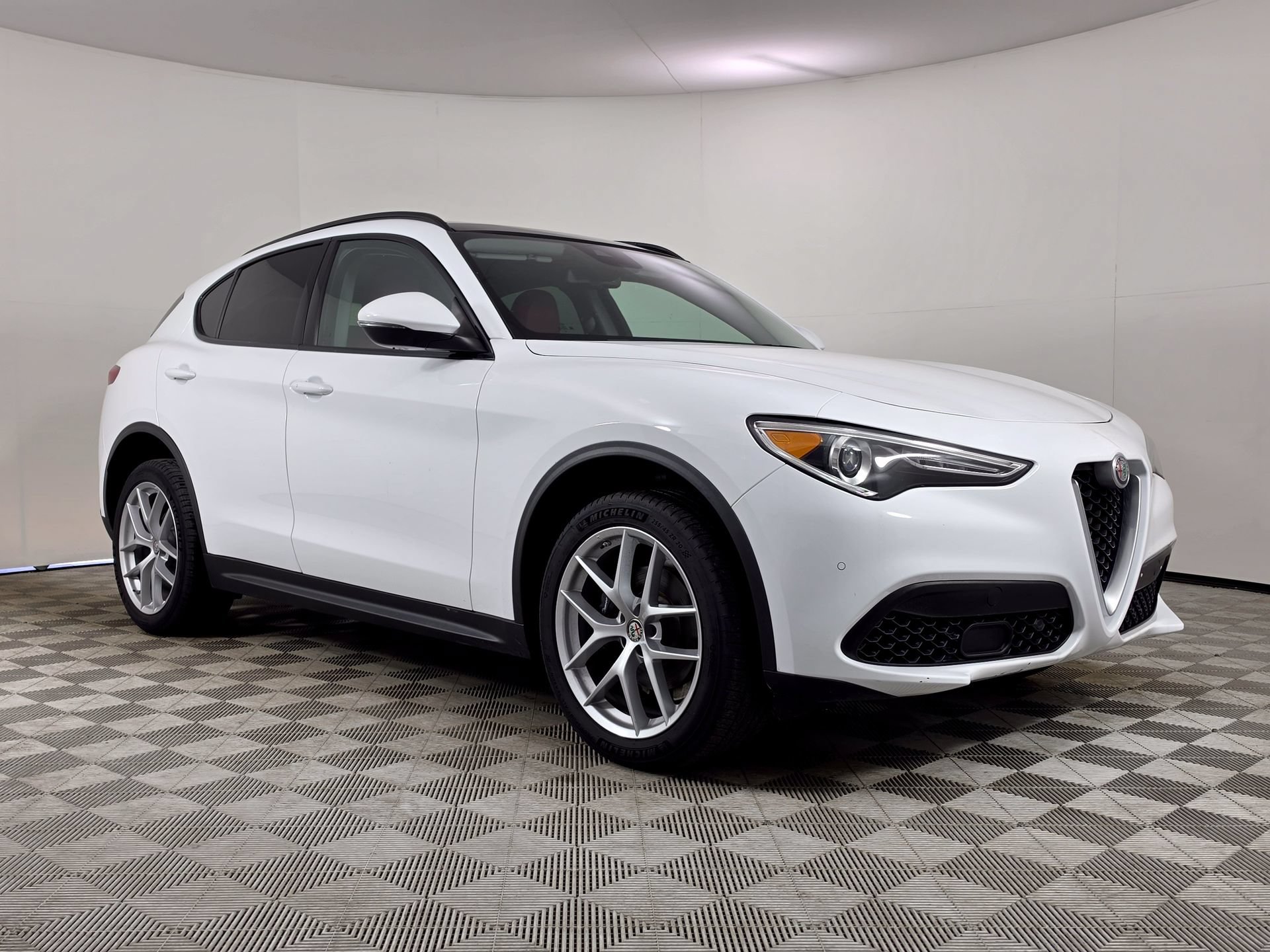 Used 2019 Alfa Romeo Stelvio Sport w/ Quick Order Package 22J Sport