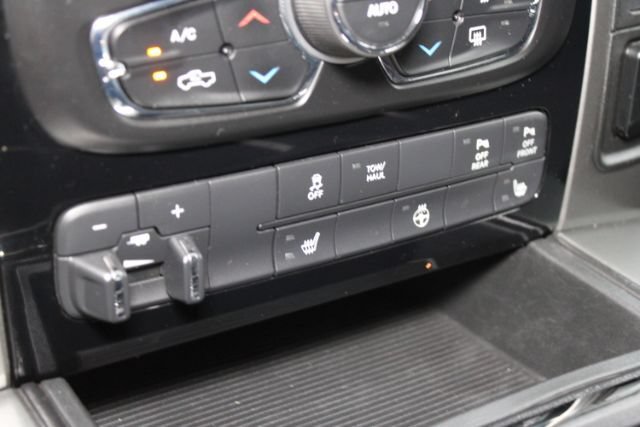 Used 2015 RAM 1500 Sport w/ Convenience Group AWD/4WD image 20
