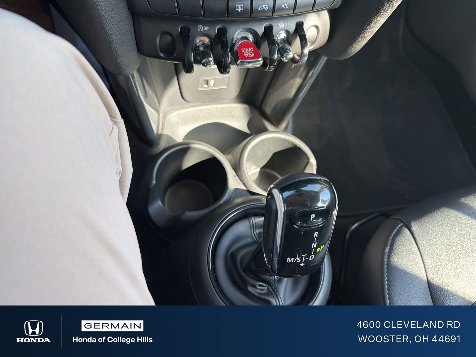 Used 2021 MINI Cooper 2-Door Hardtop image 21