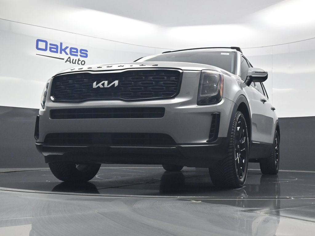 Certified 2022 Kia Telluride EX w/ EX Premium Package AWD/4WD image 44