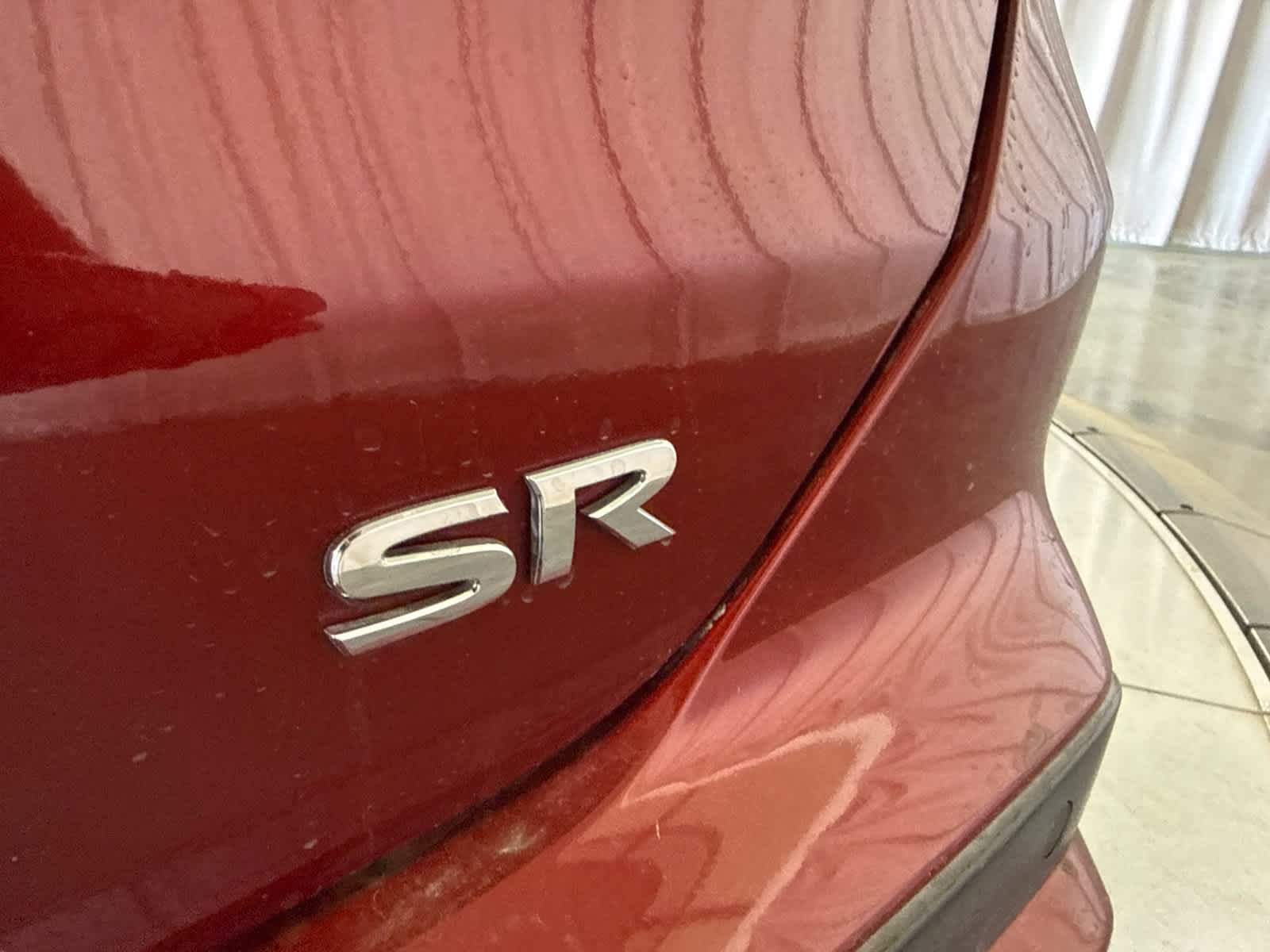 Used 2022 Nissan Kicks SR FWD image 13