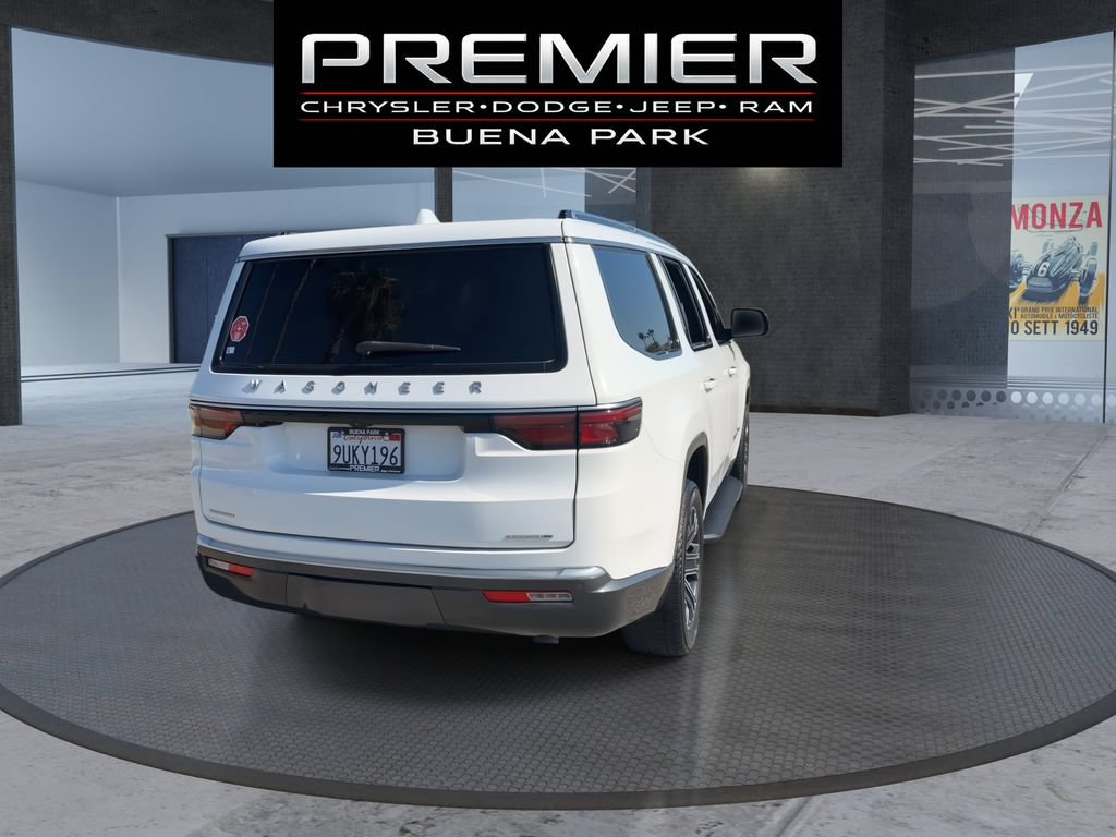 Certified 2022 Jeep Wagoneer Series III AWD/4WD image 7