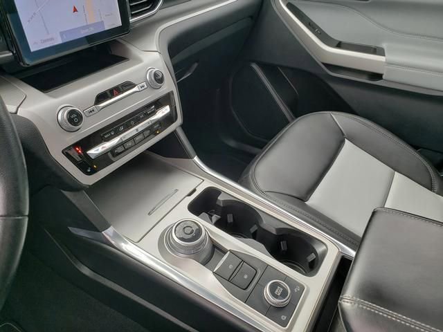 Used 2023 Ford Explorer XLT w/ Equipment Group 202A image 26