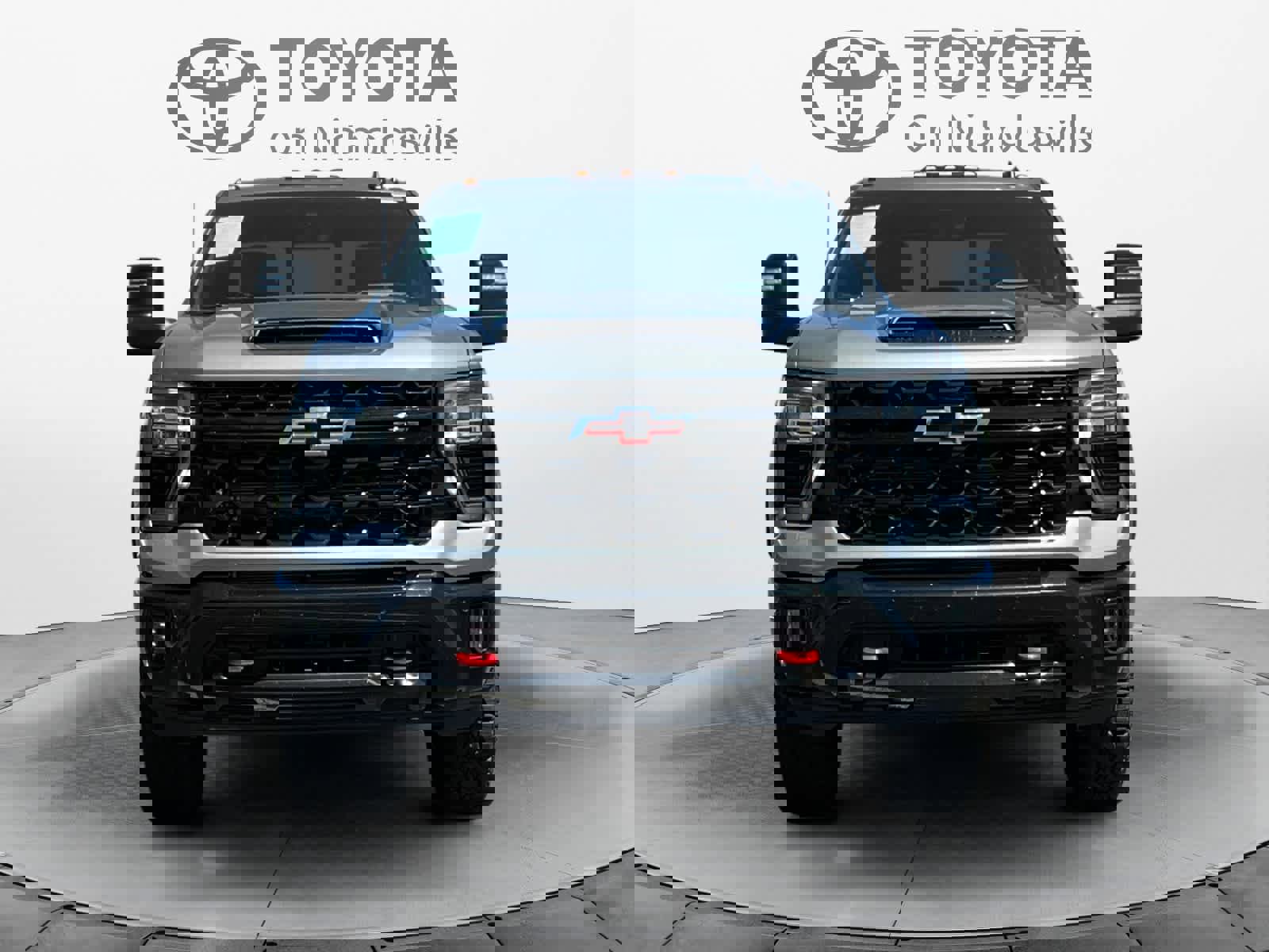 Used 2025 Chevrolet Silverado 2500 ZR2 w/ Technology Package AWD/4WD image 8