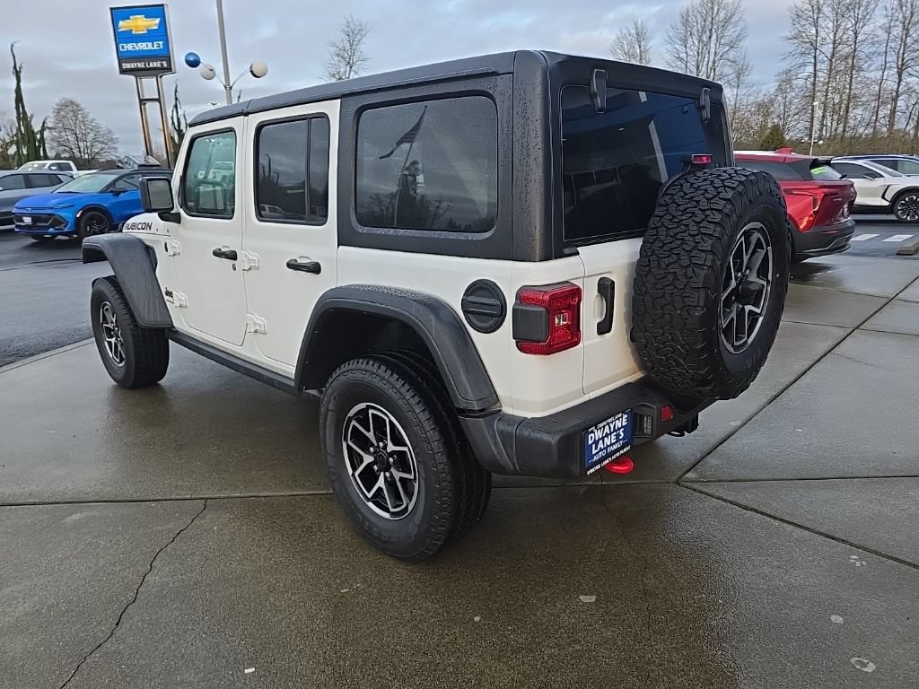 Used 2024 Jeep Wrangler Unlimited Rubicon AWD/4WD image 3