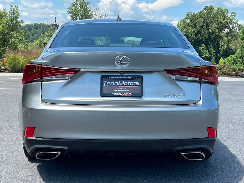 Used 2019 Lexus IS 300 image 23