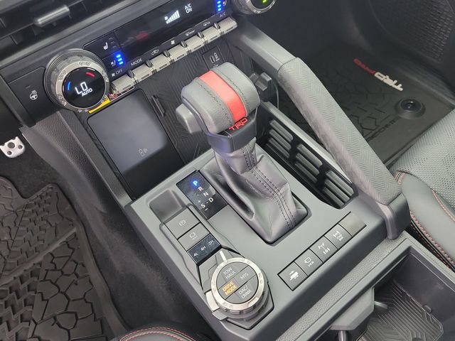 Used 2025 Toyota Tacoma TRD Pro AWD/4WD image 29