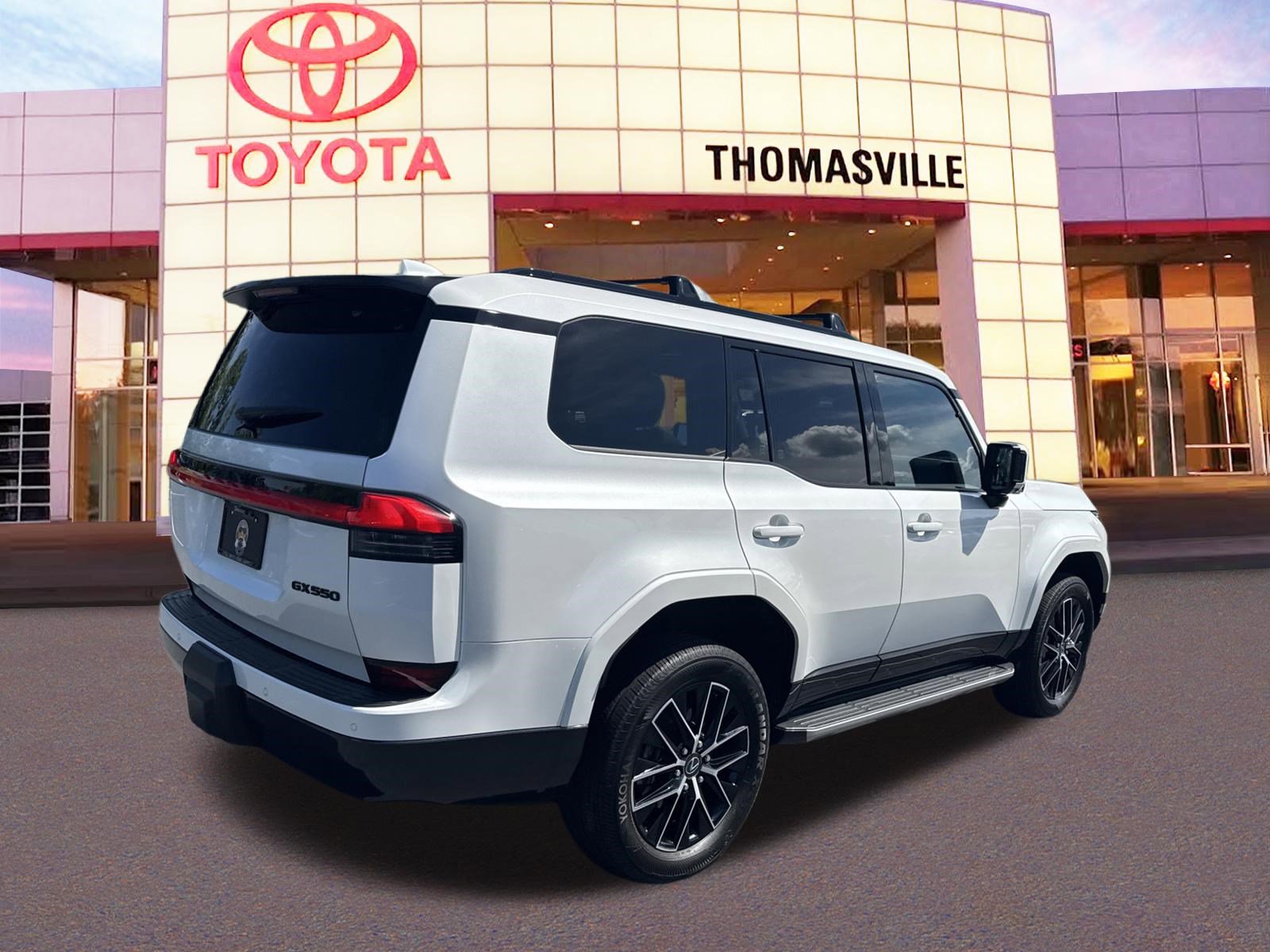 Used 2024 Lexus GX 550 AWD/4WD image 5