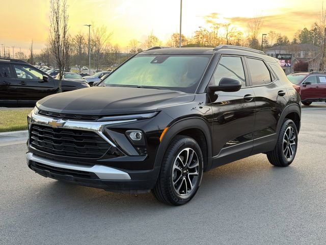 Used 2024 Chevrolet TrailBlazer LT FWD image 7