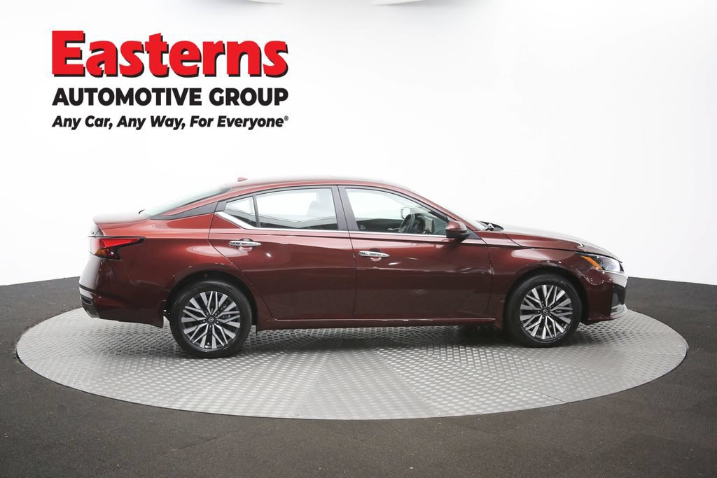Used 2024 Nissan Altima 2.5 SV w/ SV Premium Package AWD/4WD image 47