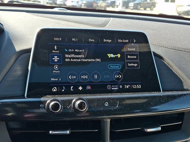 Used 2025 Cadillac CT4 Premium Luxury image 20