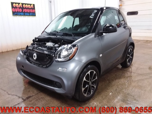 Used 2016 smart fortwo passion RWD image 4