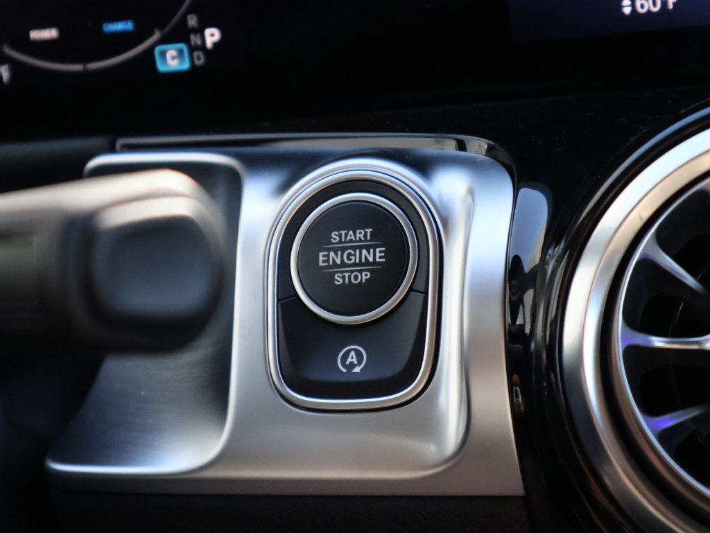 New 2026 Mercedes-Benz GLB 250 4MATIC image 29