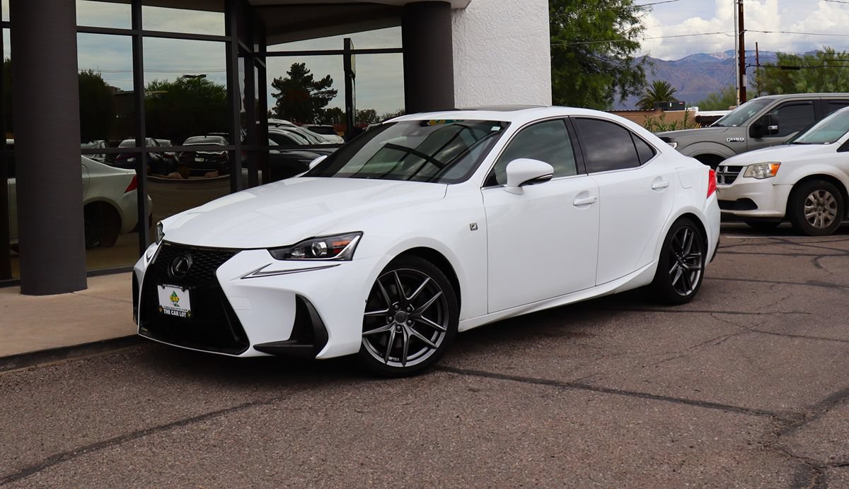 Used 2018 Lexus IS 300 F Sport w/ F Sport Package RWD image 2