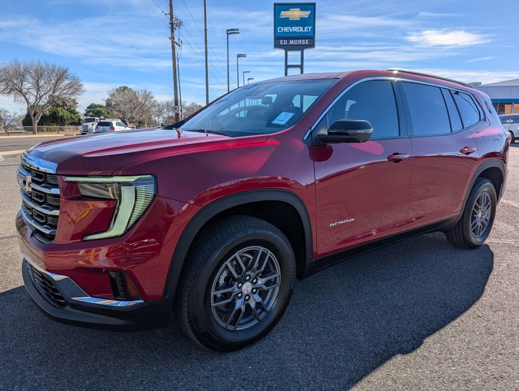 Used 2025 GMC Acadia Elevation FWD image 1