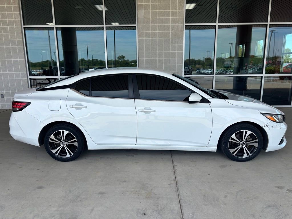 Used 2021 Nissan Sentra SV FWD image 2