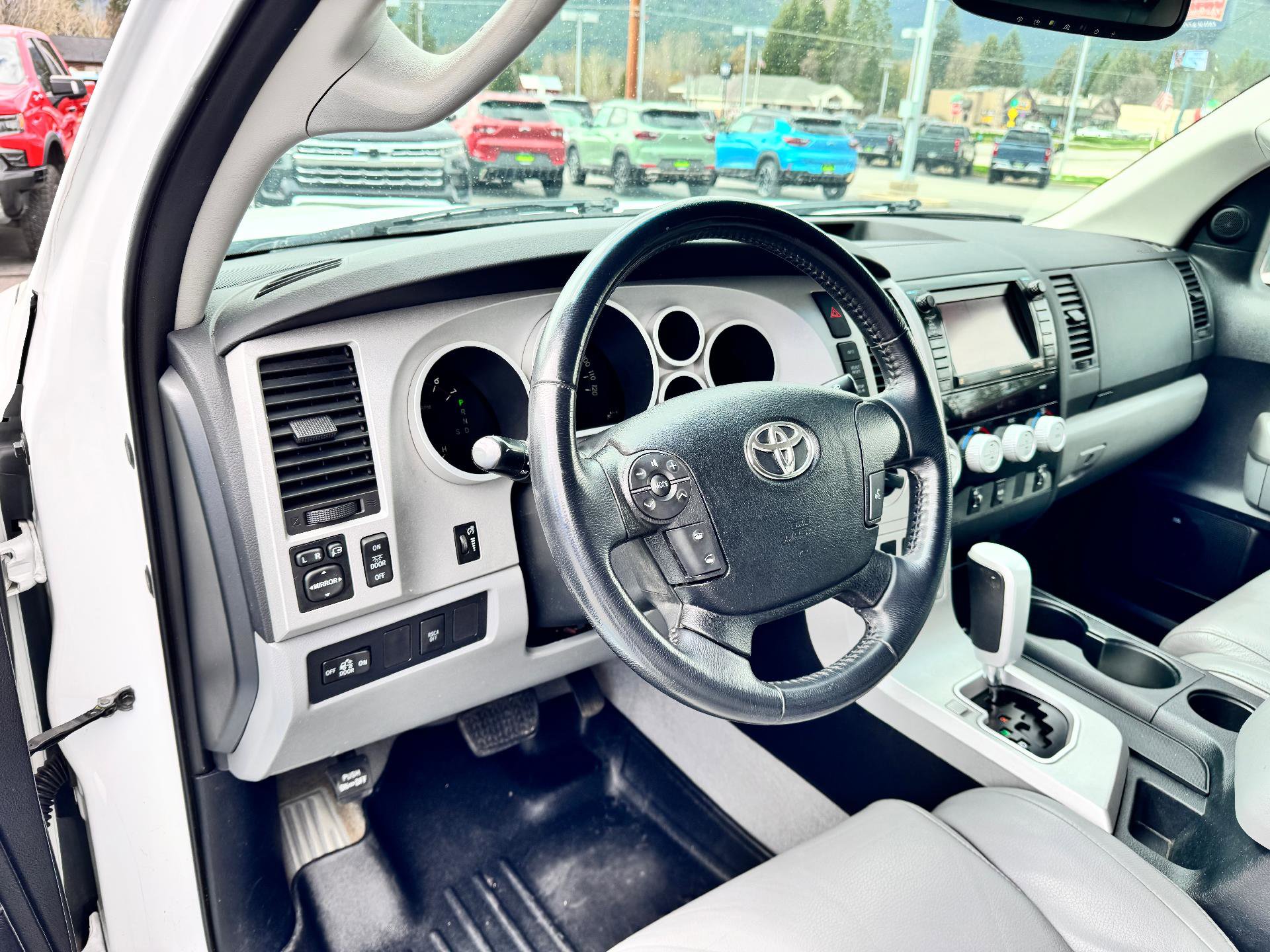Used 2008 Toyota Tundra Limited AWD/4WD image 9