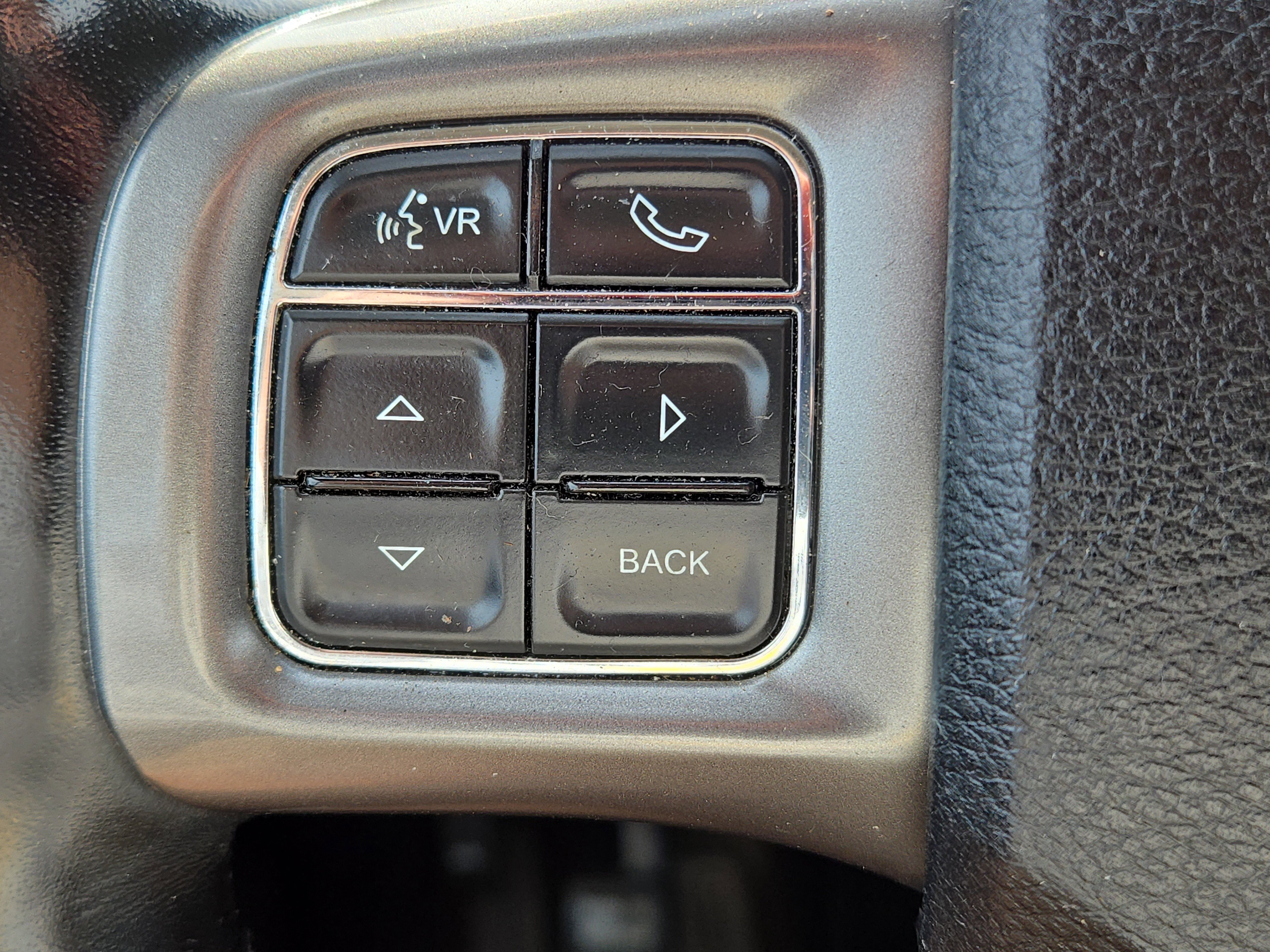 Used 2020 Dodge Journey Crossroad w/ Popular Equipment Group FWD image 25