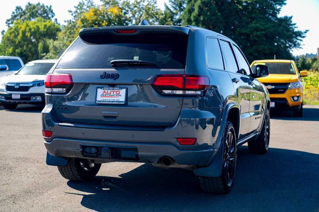 Used 2021 Jeep Grand Cherokee Laredo X image 10