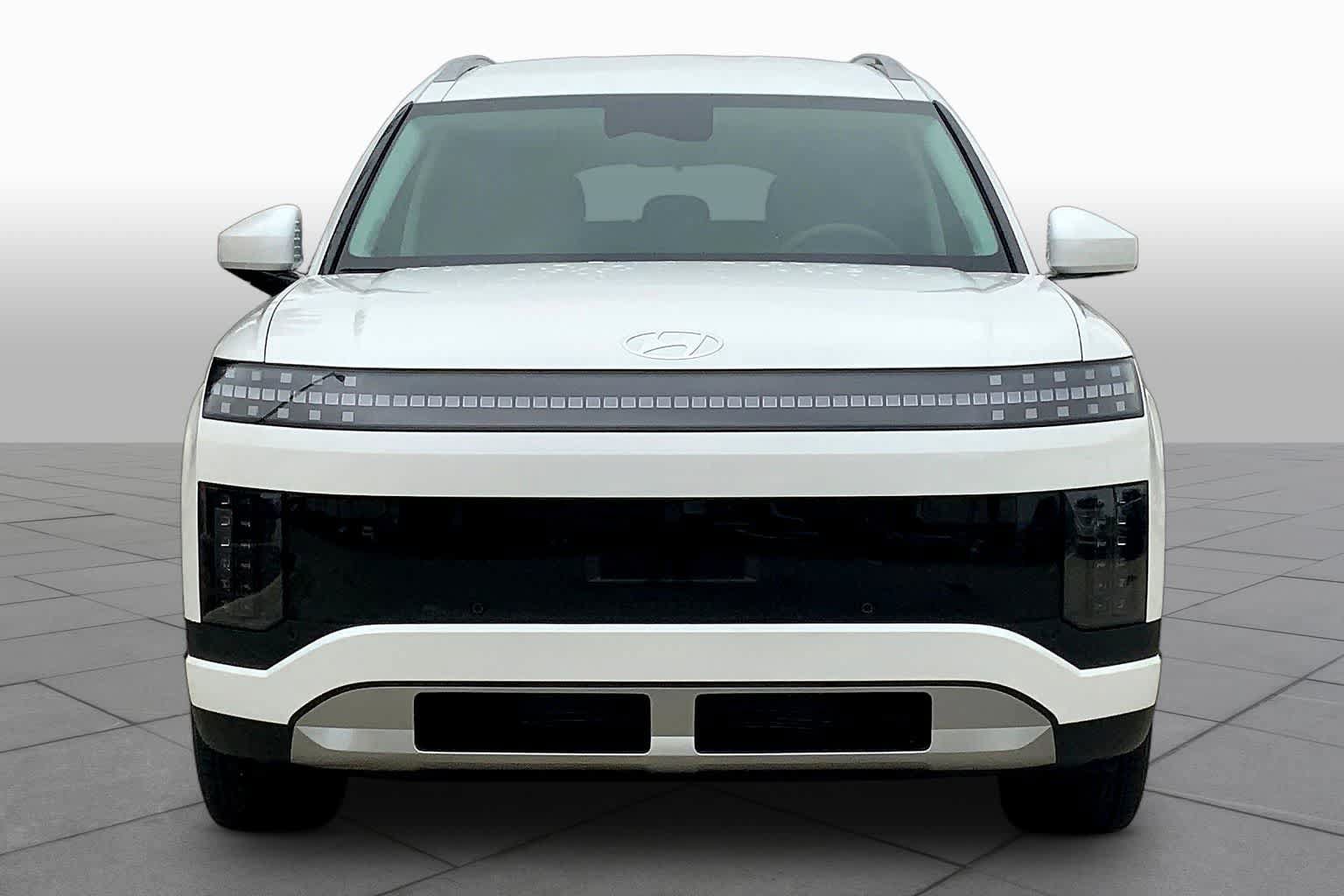 New 2026 Hyundai Ioniq 9 SE AWD/4WD image 3