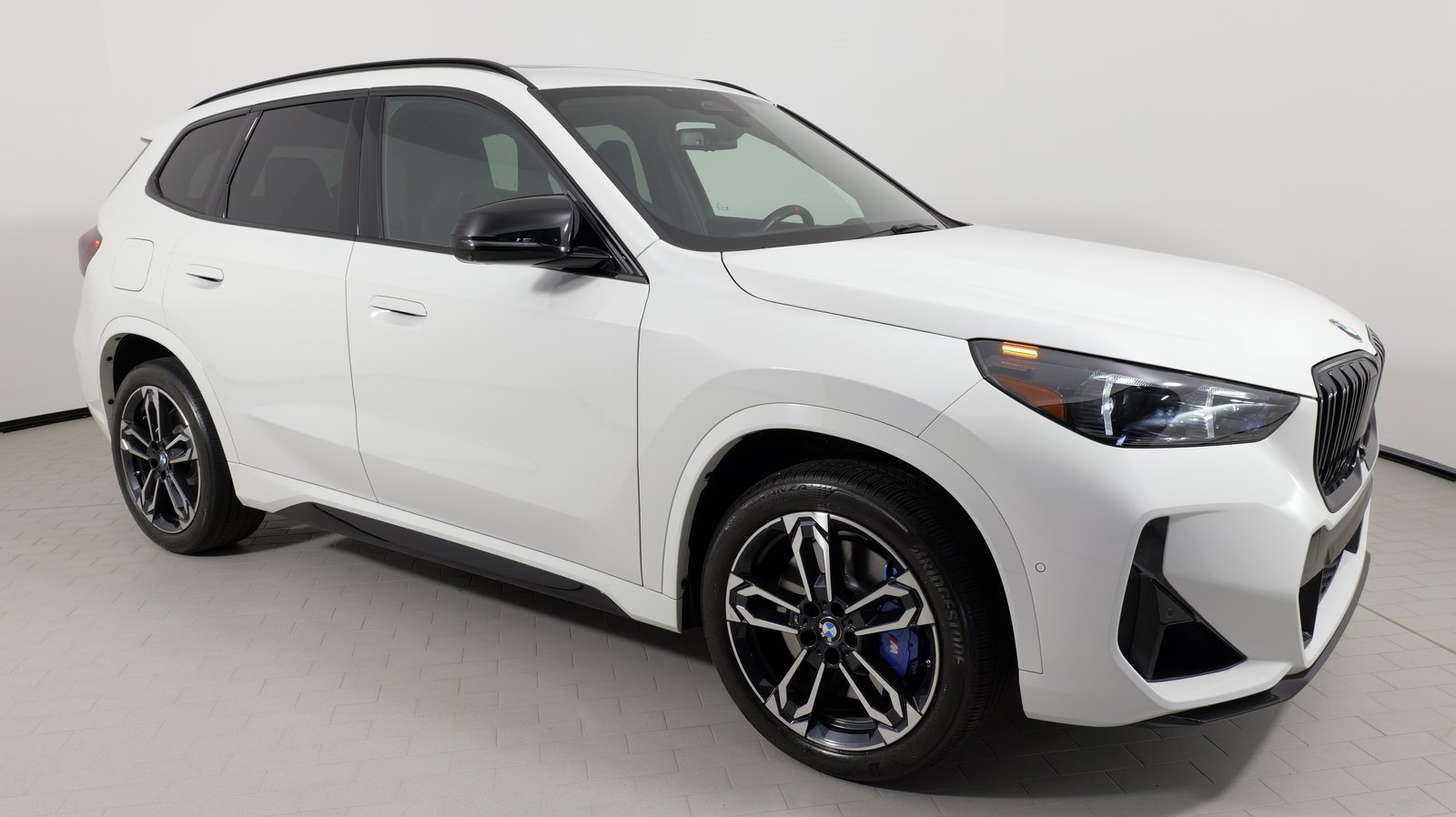 Used 2024 BMW X1 M35i w/ Premium Package AWD/4WD image 9