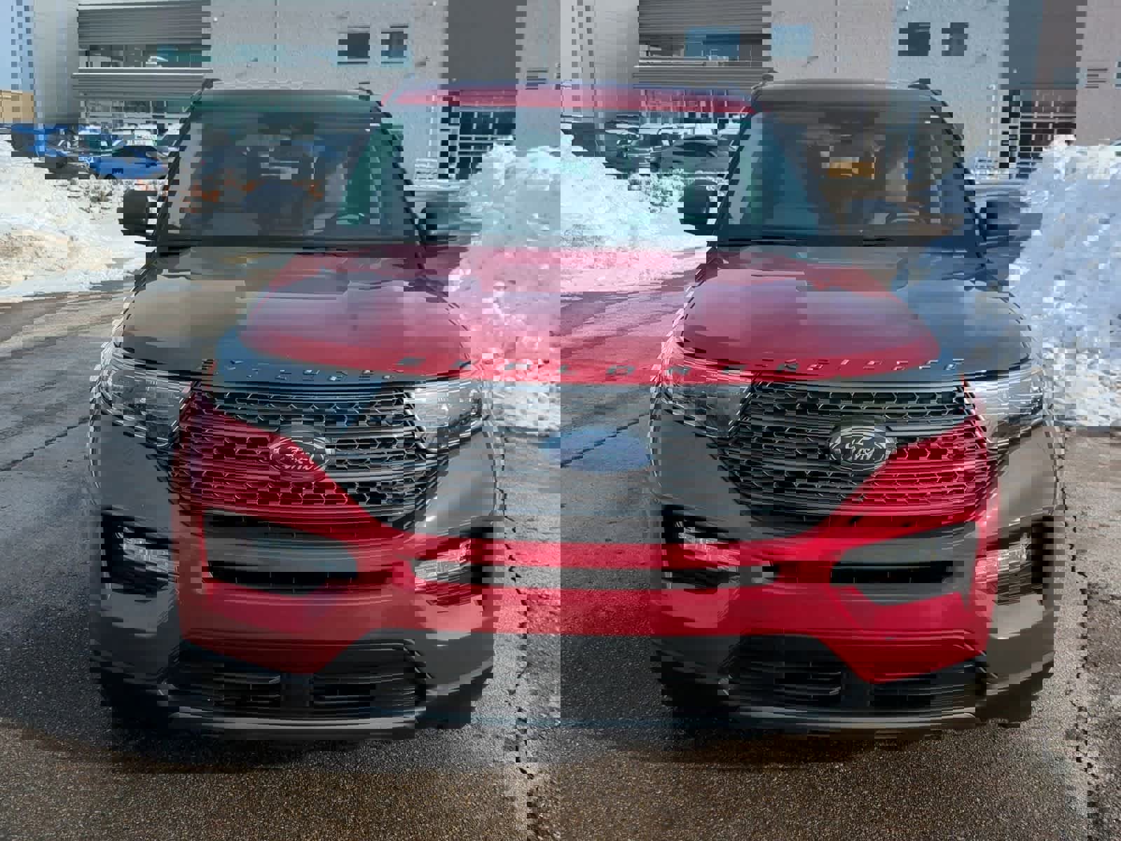 Used 2021 Ford Explorer XLT w/ Equipment Group 202A image 3