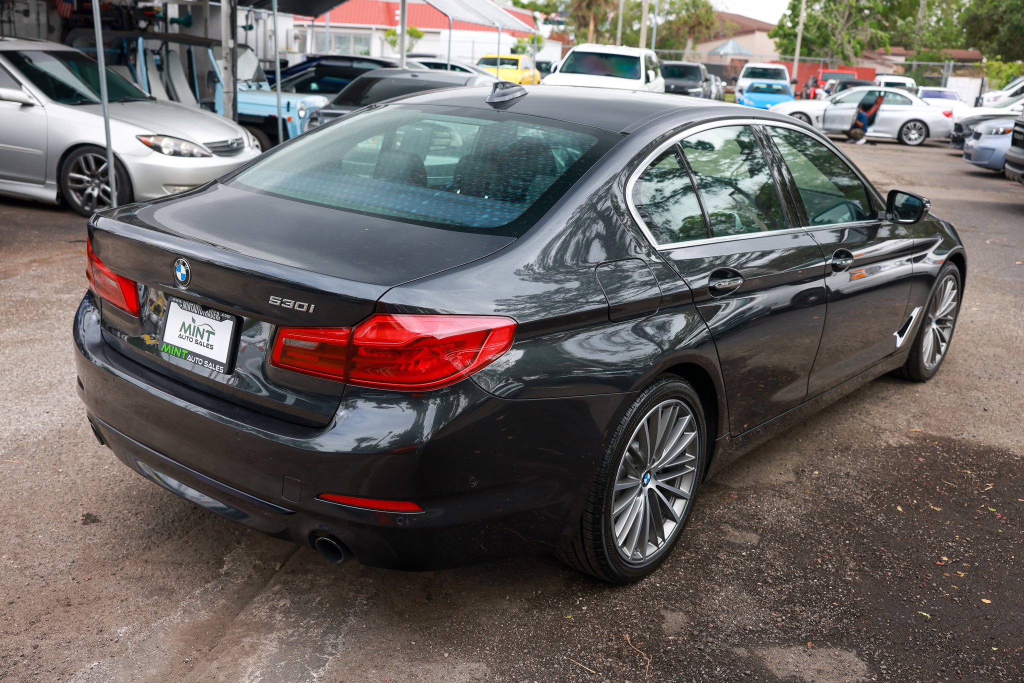 Used 2017 BMW 530i RWD image 15