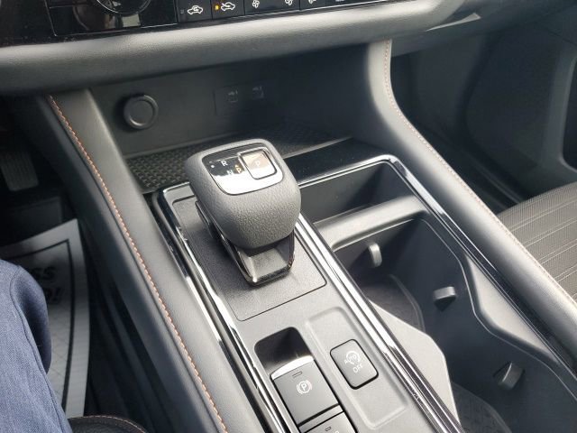 Certified 2024 Nissan Pathfinder Rock Creek image 25