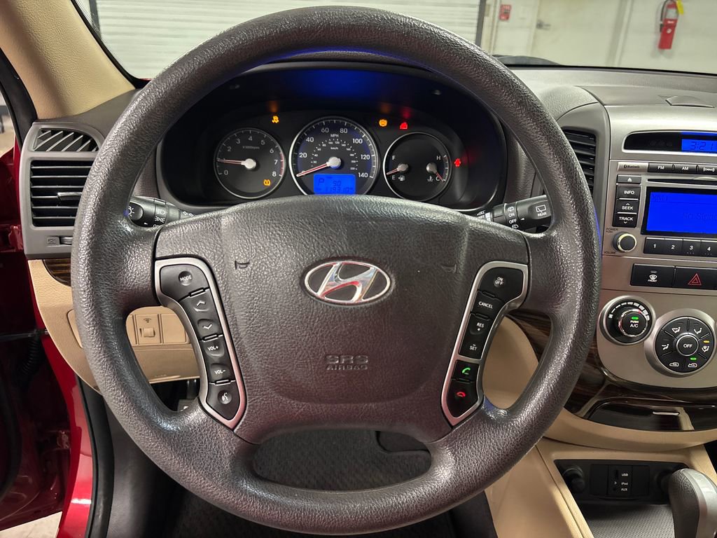 Used 2012 Hyundai Santa Fe GLS FWD image 31