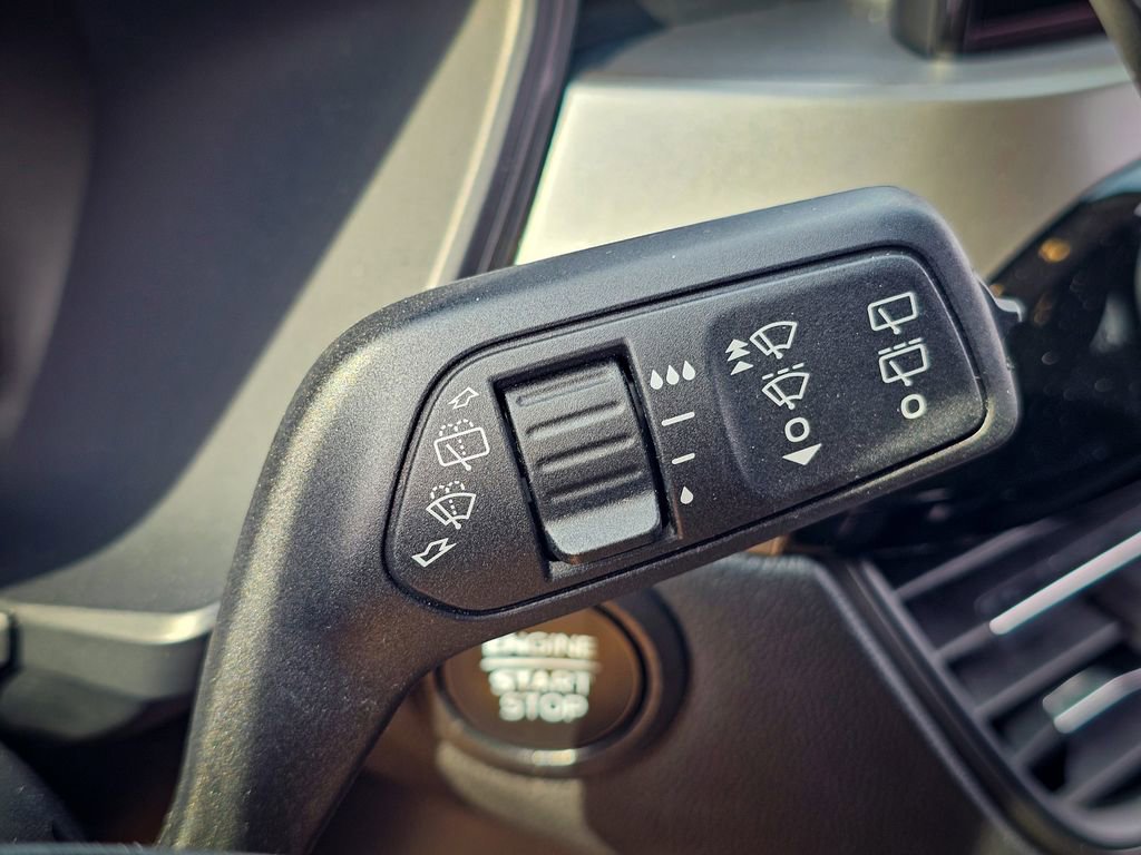 Used 2023 Ford Escape Active image 16