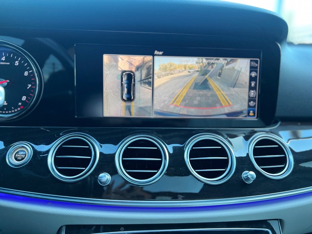 Used 2019 Mercedes-Benz E 300 image 16