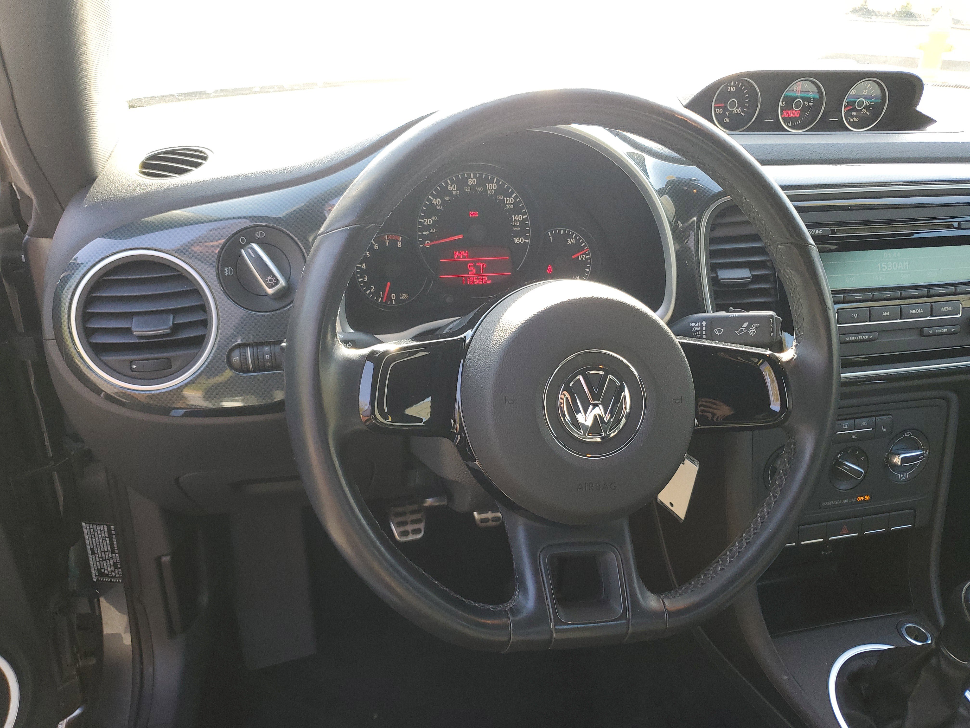 Used 2012 Volkswagen Beetle 2.0T image 12