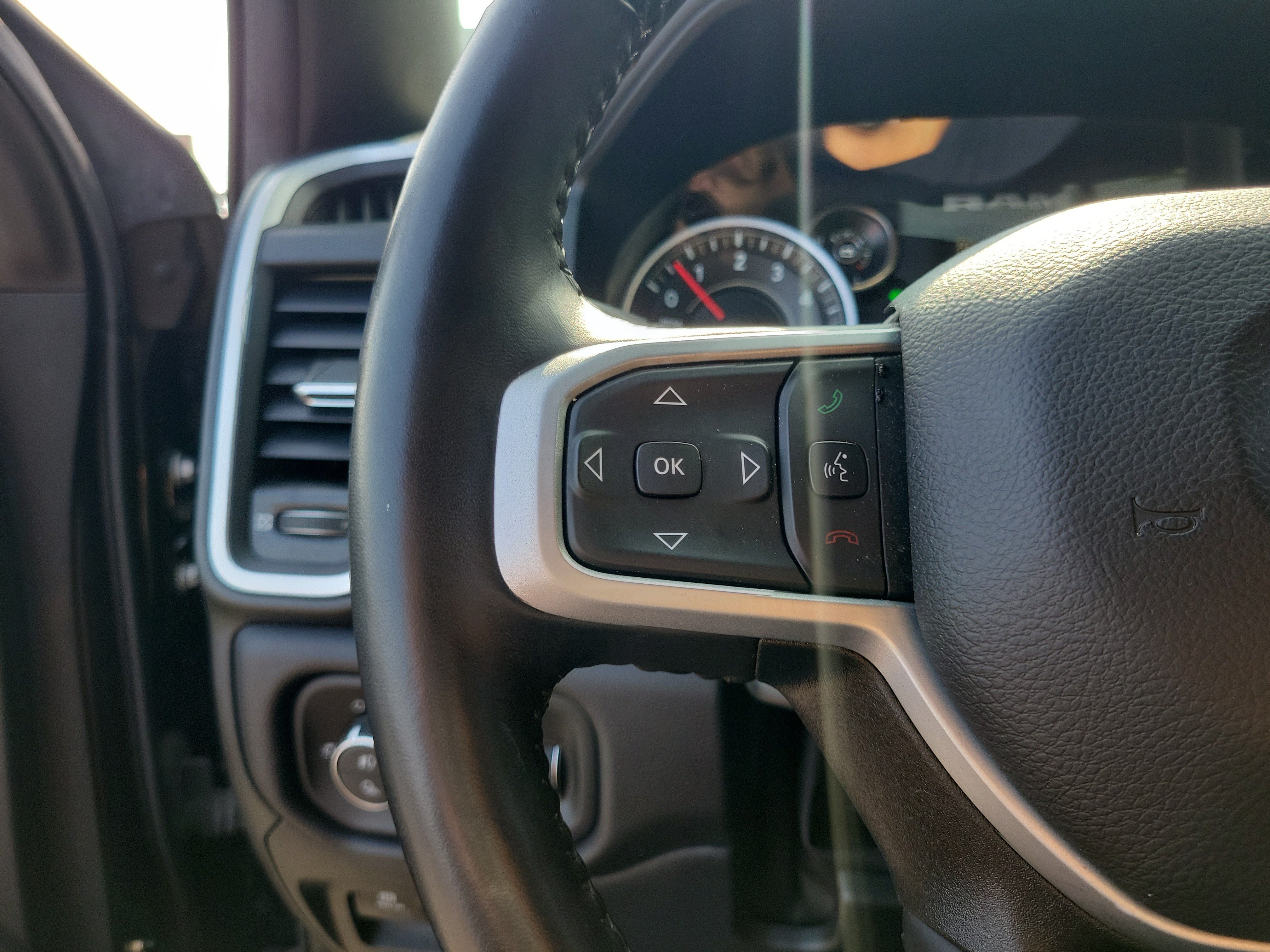 Used 2023 RAM 1500 Big Horn AWD/4WD image 22