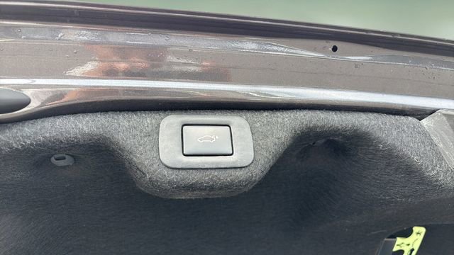 Used 2023 Lexus ES 350 w/ Premium Package image 39