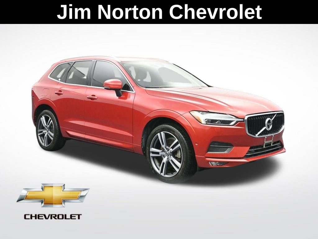 Used 2018 Volvo XC60 T6 Momentum w/ Advanced Package image 1