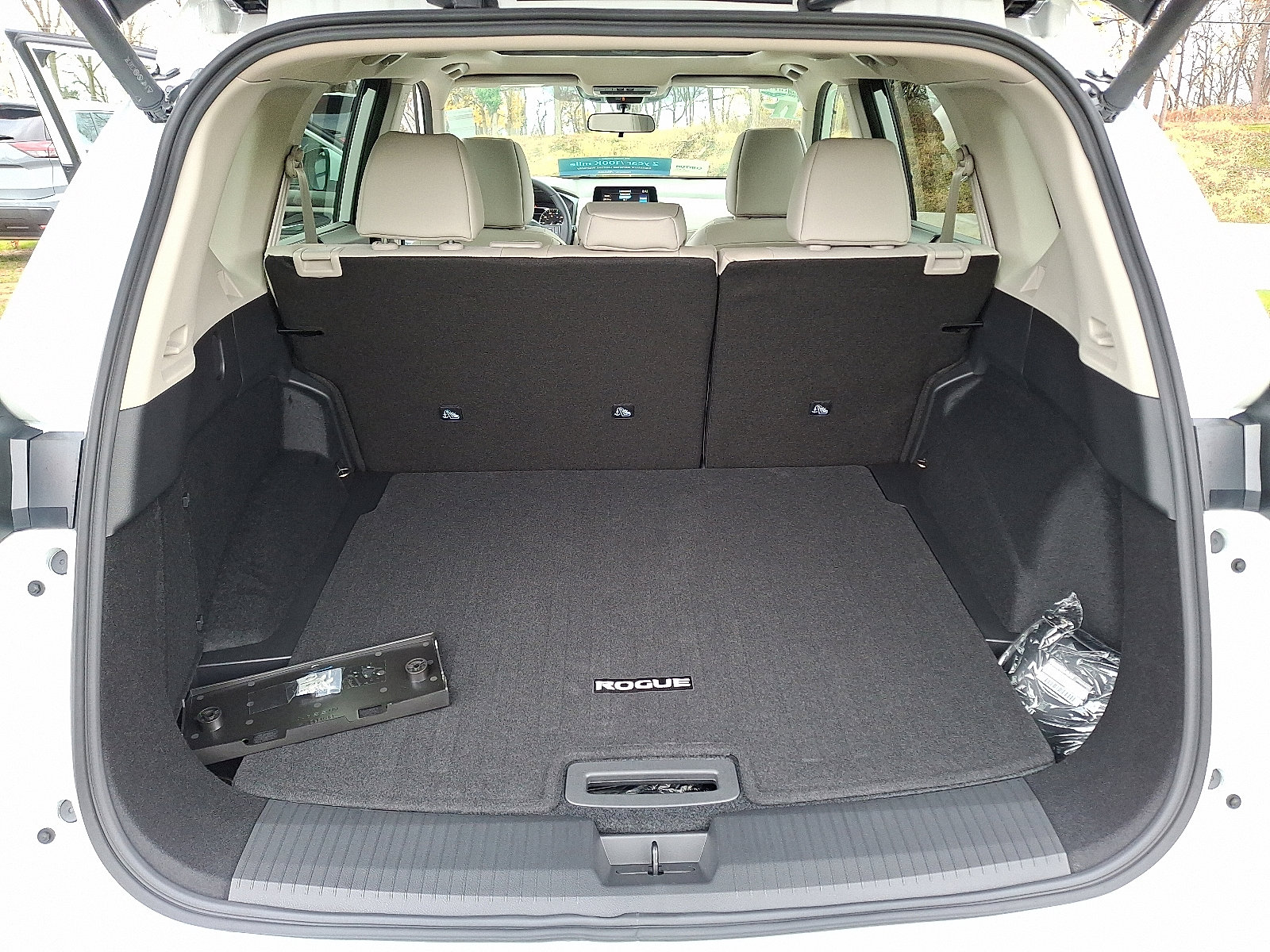 Used 2026 Nissan Rogue SV w/ SV Premium Package image 30