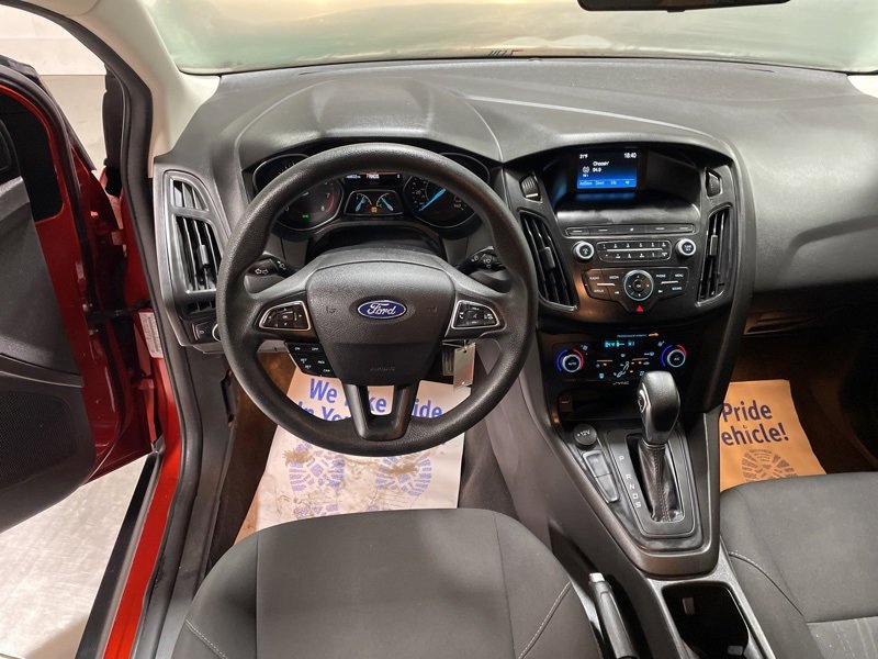 Used 2018 Ford Focus SE image 25